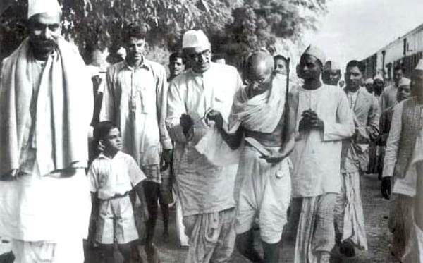 Rajendra-prasad-satyagraha-gandhi . File photo