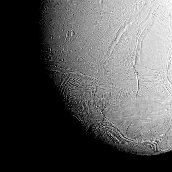 Enceladus 1-NASA.jpg