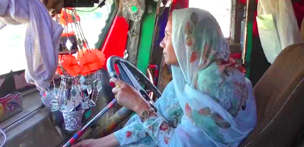 Pakistan_female truck driver_EMBED