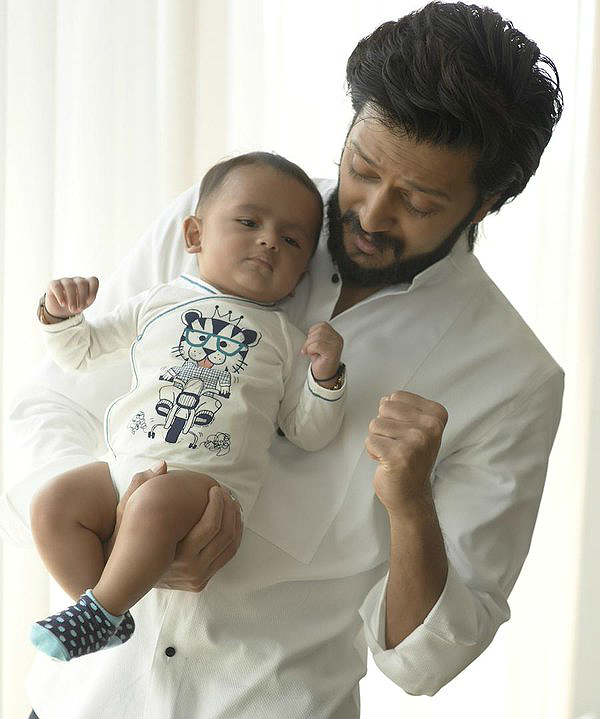 Riteish-Deshmukh-Twitter2