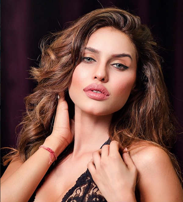 Gizele-Thakral-Instagram