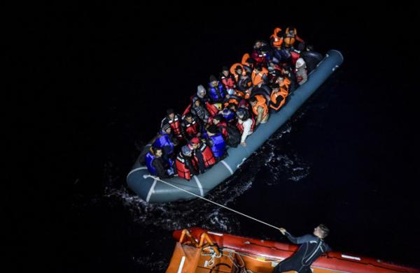 Migrants in boat_getty_images_jpg