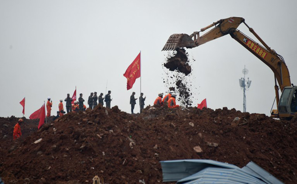 china-shenzen-landslide . AFP PHOTO / JOHANNES EISELE