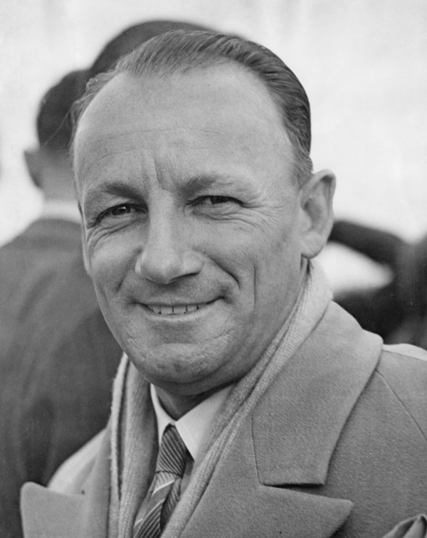 Don Bradman 1_Paul Popper/Popperfoto/Getty Images