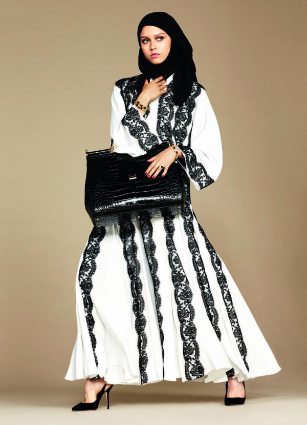 Dolce-Gabbana-Hijab-Abaya-Collection (3).jpg
