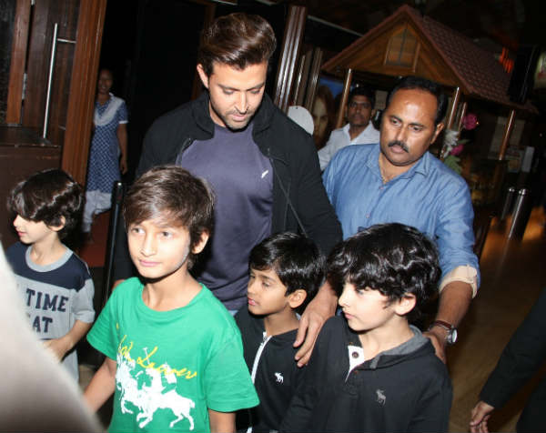 Hrithik-Roshan-kids-IANS-60