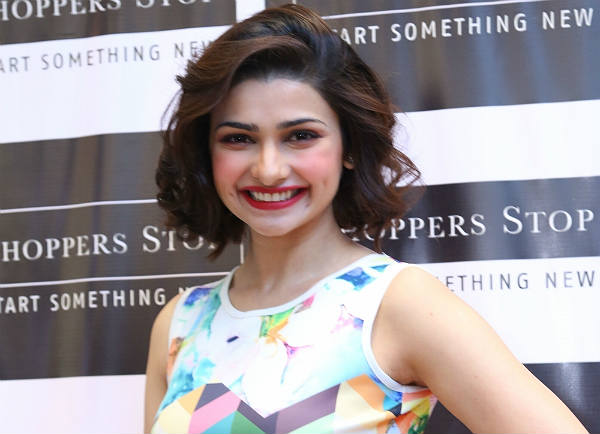 Prachi-Desai-expressions-IANS-600