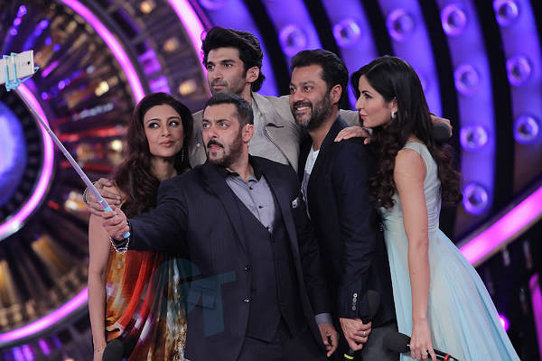 Salman-Khan-Katrina-Kaif-Bigg-Boss9-Colors-600