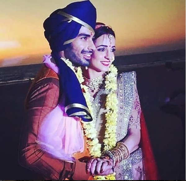 Sanaya-Irani-Mohit-Sehgal-wedding4-Instagram/ Twitter-600