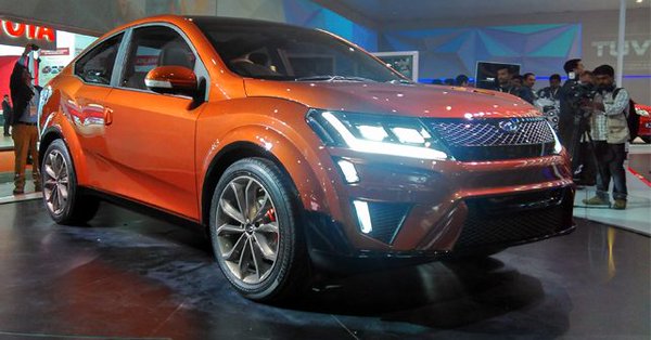Mahindra XUV Aero.jpg
