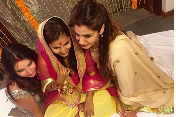 Raveena-Tandon-daughter-wedding-pics-instagram7-600