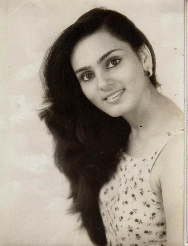 Neerja-Bhanot-unseen-photos2-600-CatchNews