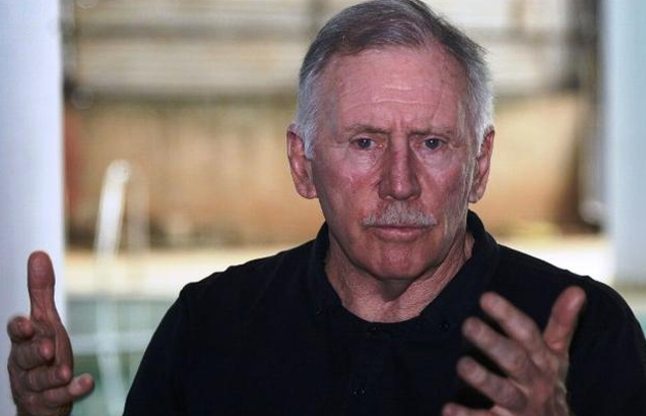 Ian Chappell.jpg