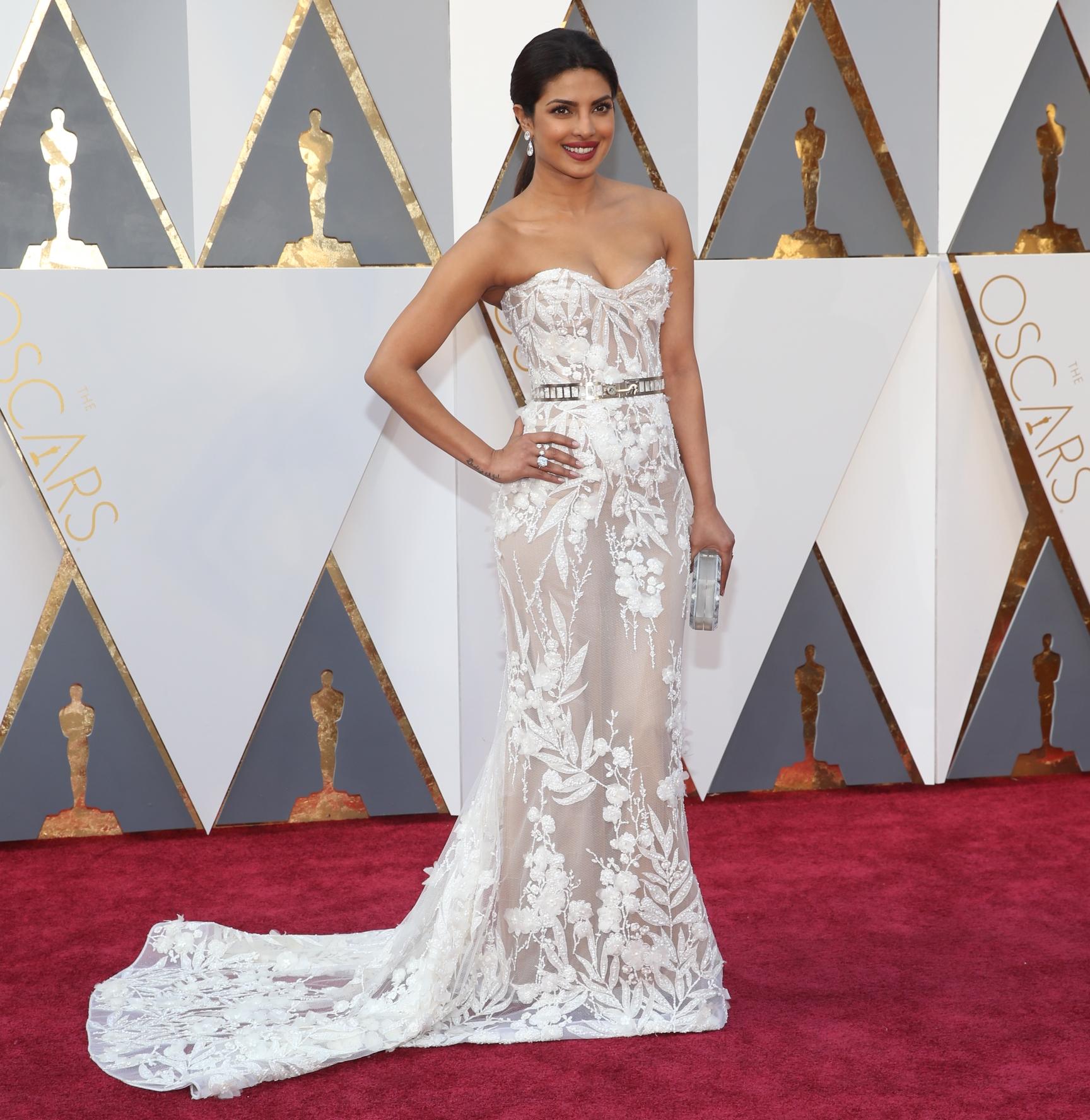Priyanka in 88th Oscar award.jpg