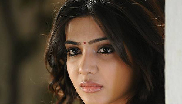 Samantha-Prabhu-film-still-600