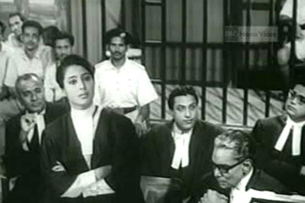 Suchitra-Sen-Mamta-film-still-600