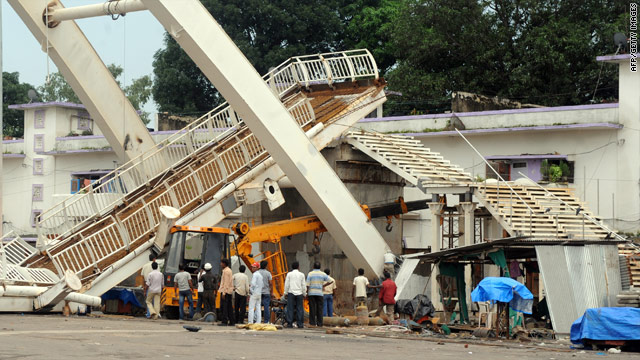 Commonwealth FOB collapse.jpg
