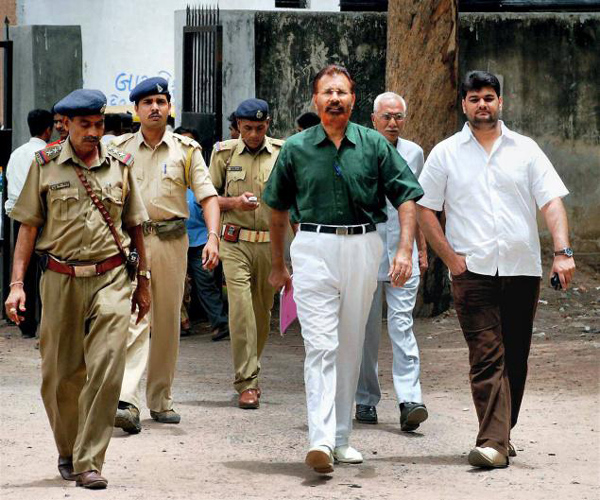 vanzara-internet-1476431f.jpg