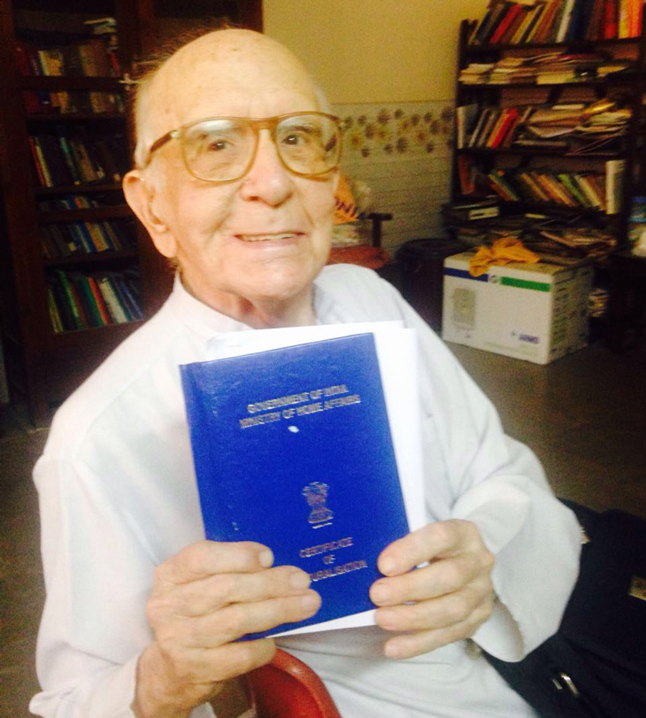 spanish-priest-embed1-img-20160423-wa0090.jpg