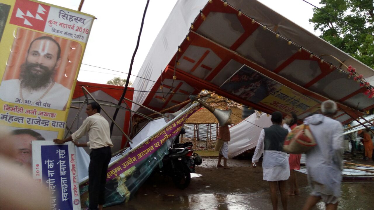 storm-and-rain-havoc-in-sinhasth-kumbha