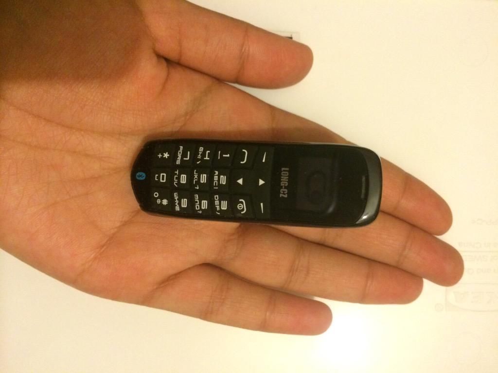 long cz smallest mobile.JPG