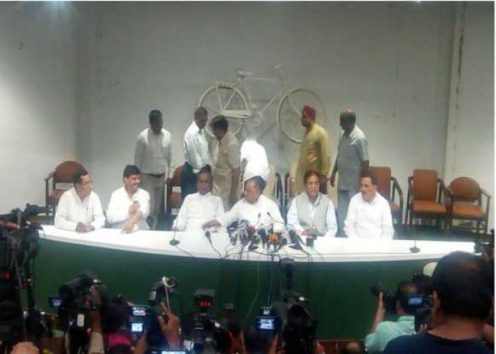 beni-mulayam-new.jpeg