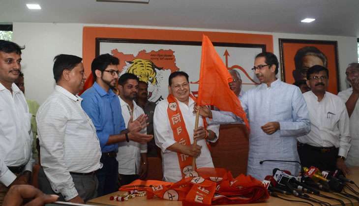 Shiv Sena tries to lure Gujaratis