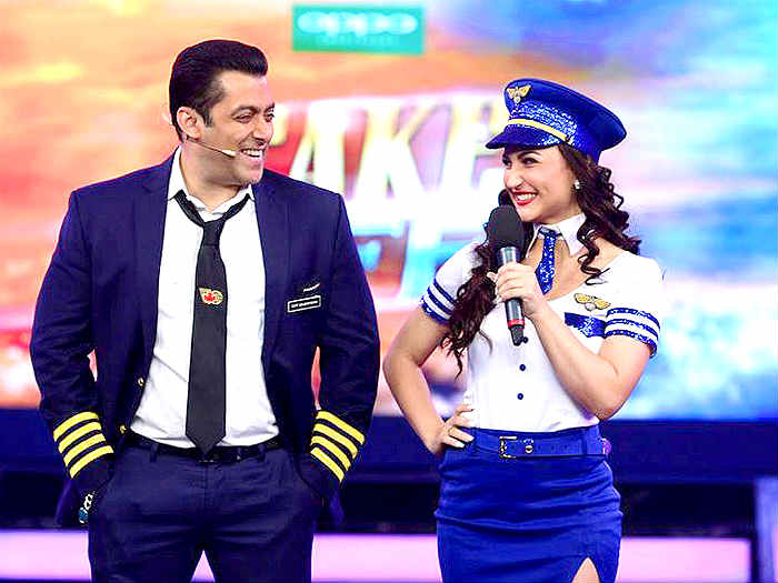Is Elli Avram doing a cameo in Salman Khan's Prem Ratan Dhan Payo?  