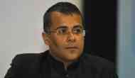 Chetan Bhagat made an April Fool's tweet saying 'joining Congress'; here's how puzzled Twitterati reacted