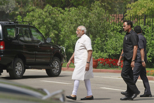 PM Modi leaves for Paris Climate Conference 