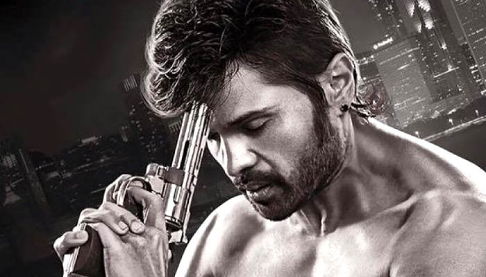 Teraa Surroor trailer: Himesh Reshammiya brings sequel sans cap, but with a newly built physique 