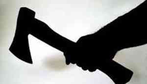 Maharashtra: Shocking! Nagpur lawyer attacks senior with axe outside district court, commits suicide by consuming poison