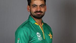 Pakistan recalls Hafeez for Australia Tests