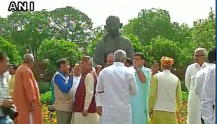 BJP leaders protest against Congress at Parliament  