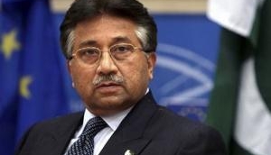 Musharraf heckled by Baloch activists at 'Dialogue for Peace' event in Oslo