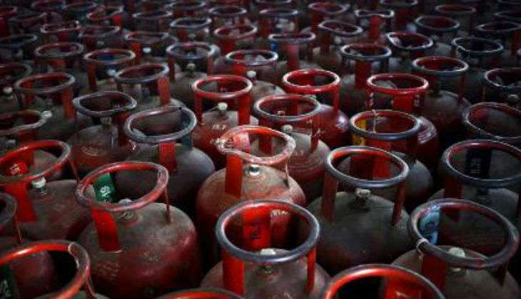 Government hikes price of non-subsidised LPG cylinder by Rs 38.50 