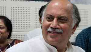 Gurudas Kamat, former Union Minister and Congress leader passes away at 63; Sonia Gandhi visits hospital