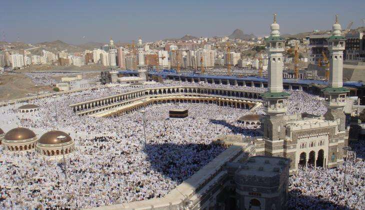 Centre encouraging online applications for Haj with complete transparency: Naqvi 