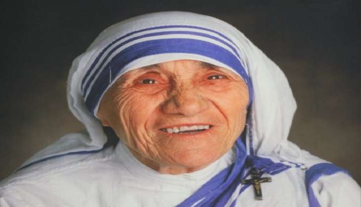 Kolkata: Lakhs queue up at Mother House to pay tribute to St Teresa on her 19th death anniversary 