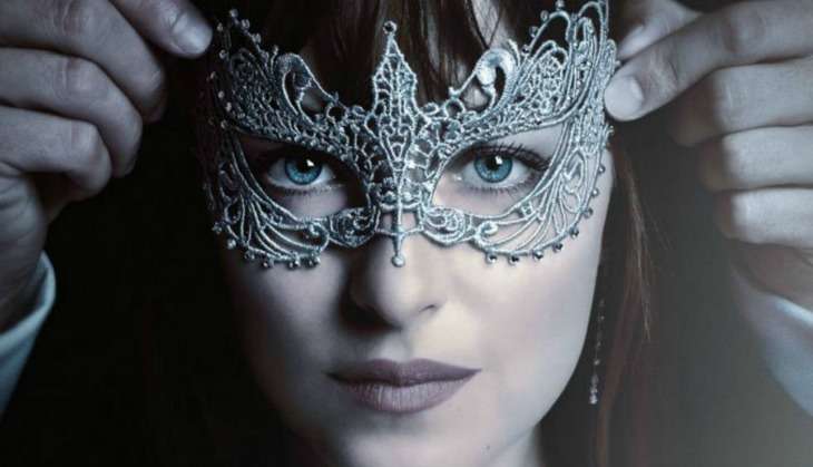 Seen the teaser of Dakota Johnson - James Dornan's Fifty Shades Darker, yet? 