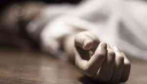 Delhi: Class 7 girl commits suicide after two teachers called her 'characterless,' write suicide note on palm