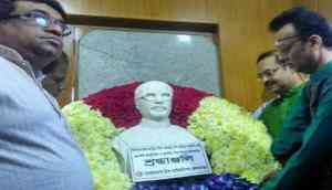 Bust of Sheikh Mujibur Rahman at Kolkata's Baker Hostel