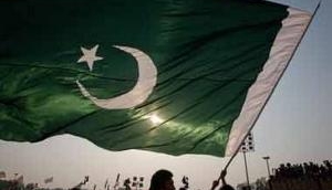 'Largest' flag hoisted at Wagah to bring in Pakistan's 70th I-Day