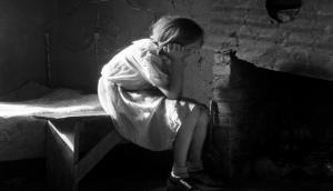 After Bihar's Muzaffarpur, 24 girls rescued from UP's Deoria shelter home; license cancelled after girls complain assault