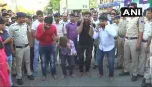 Viral Video: MP Police punishes four gang rape accused publicly; know what the women did with them