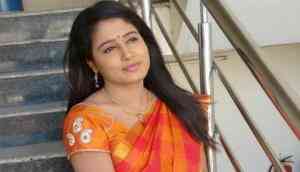 Telugu news anchor allegedly kills herself by jumping off a building; leaves a note saying 'my brain is my enemy'