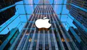 Apple may launch iPhone SE 2 in May without headphone jack and face ID