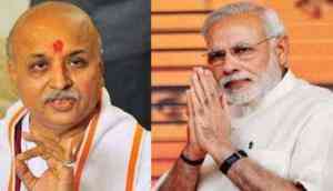 Praveen Togadia and Narendra Modi