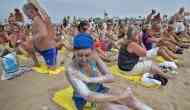 Hawaii state legislature passes the bill to ban the sunscreen sale as it damages coral reefs 
