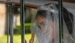 Royal wedding live: First glimpse of Meghan Markle as she leaves hotel wearing tiara and veil to marry Prince Harry at Windsor 